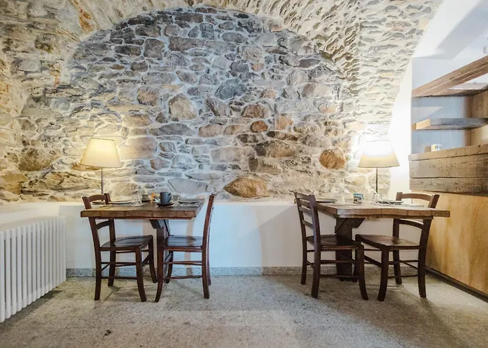 Casa Vanni Dimora Storica Nocleg ze śniadaniem Camblione